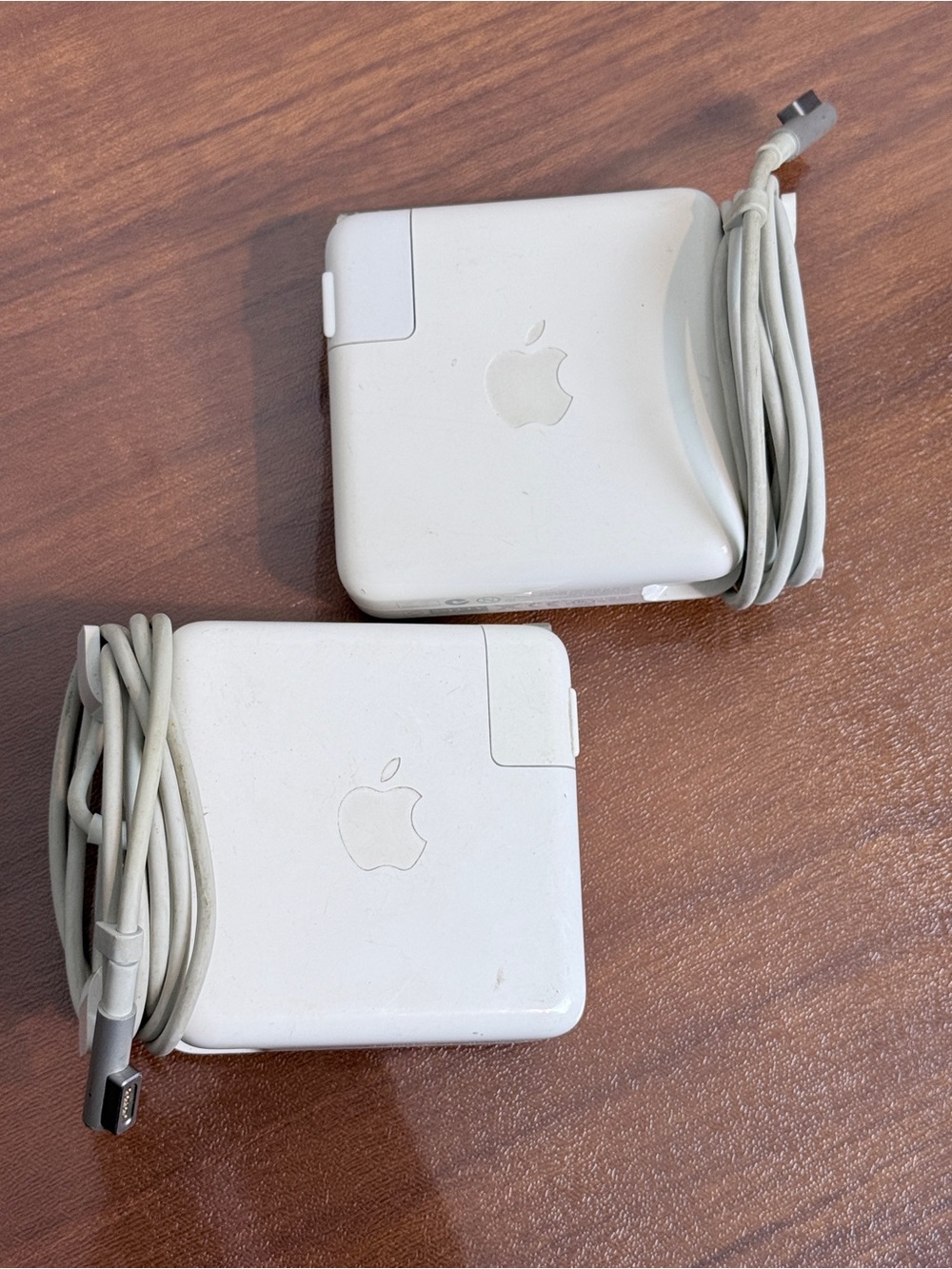 2 Apple MacBook 85W Magsafe Power Adapter Chargers A1343